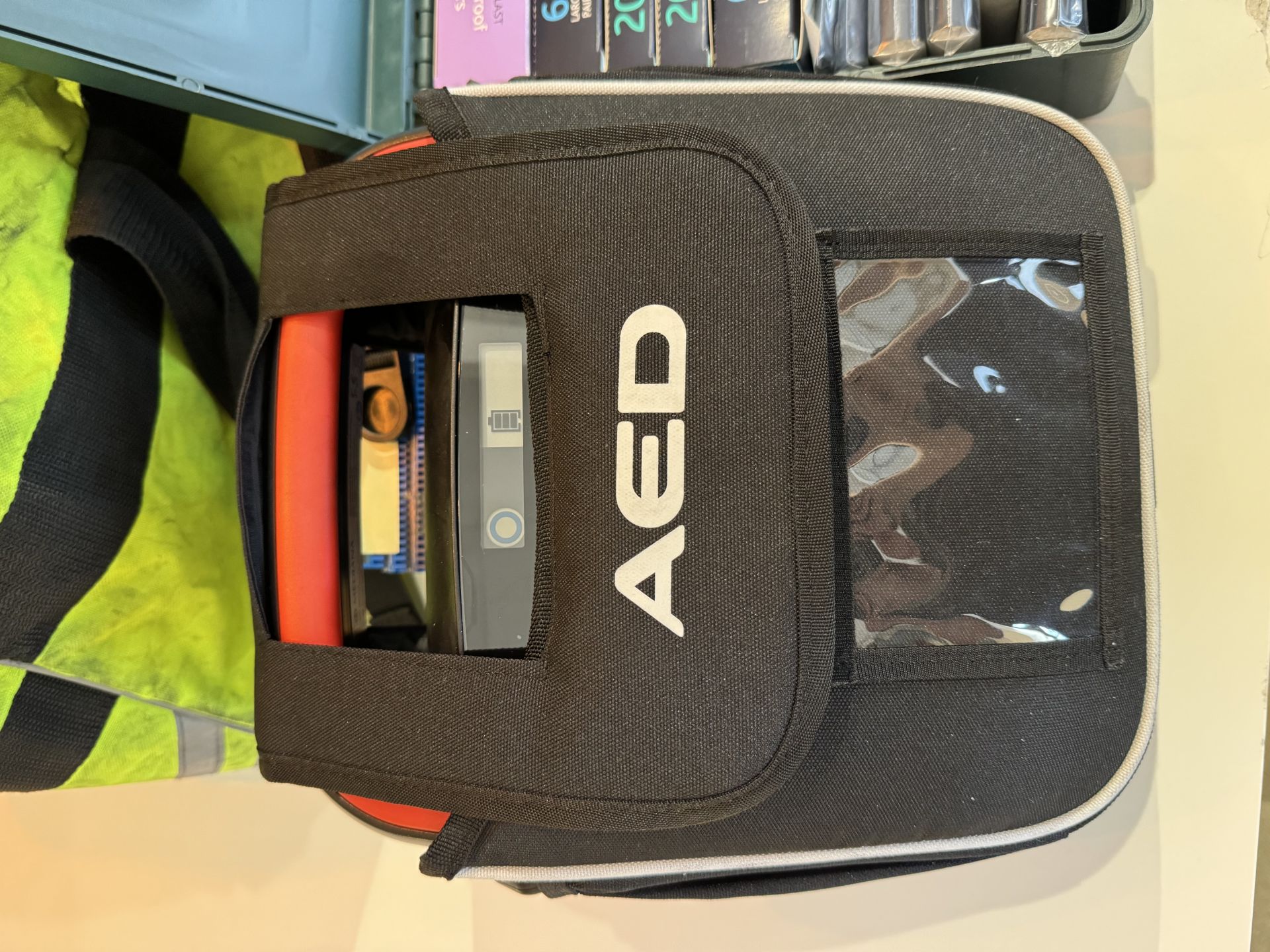 Defibrillator & First Aid Kit - Image 5 of 8