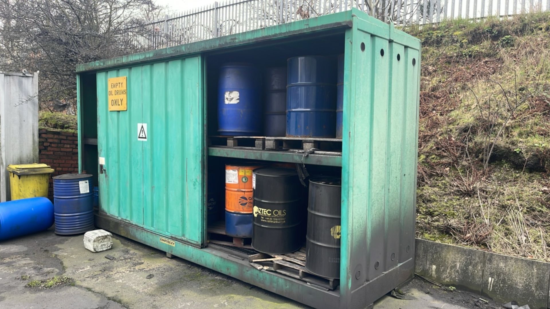 Bunded Lockable Storage Hazchem/Oil store - Image 3 of 6