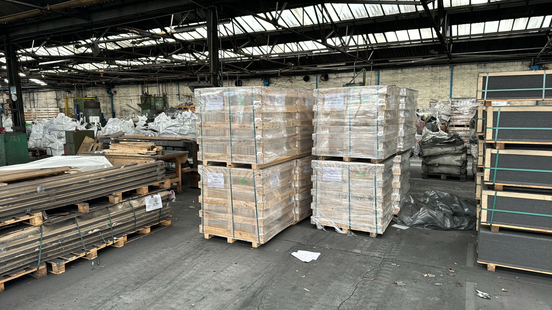 10 x pallets of HCB - Ramming Paste