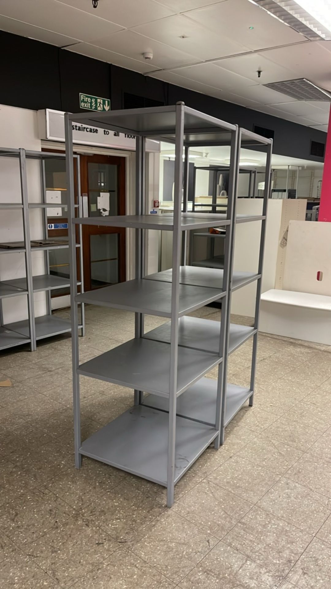 Pair Of Metal Shelving Towers - Bild 3 aus 4