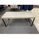 Low Display Table