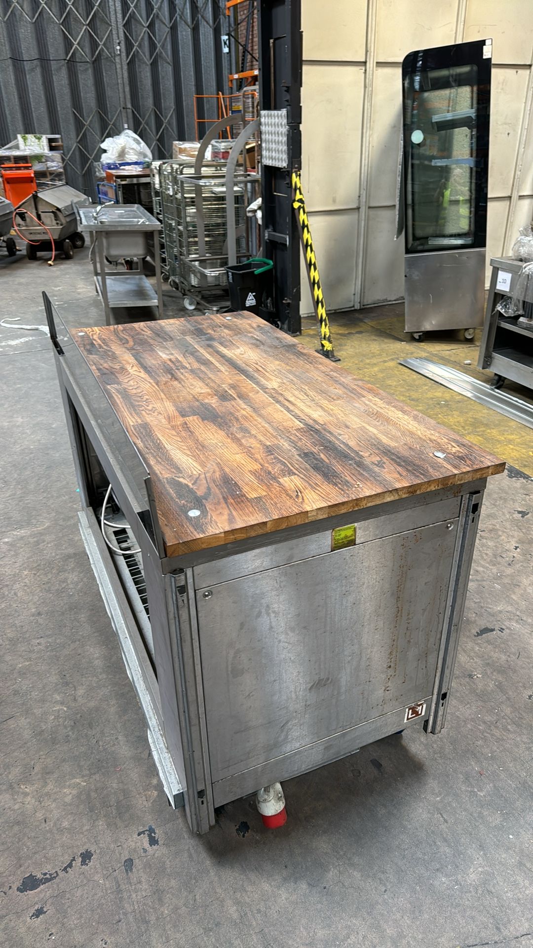 Stainless Steel / Prep Workstation with Wood Worktop - Image 8 of 13