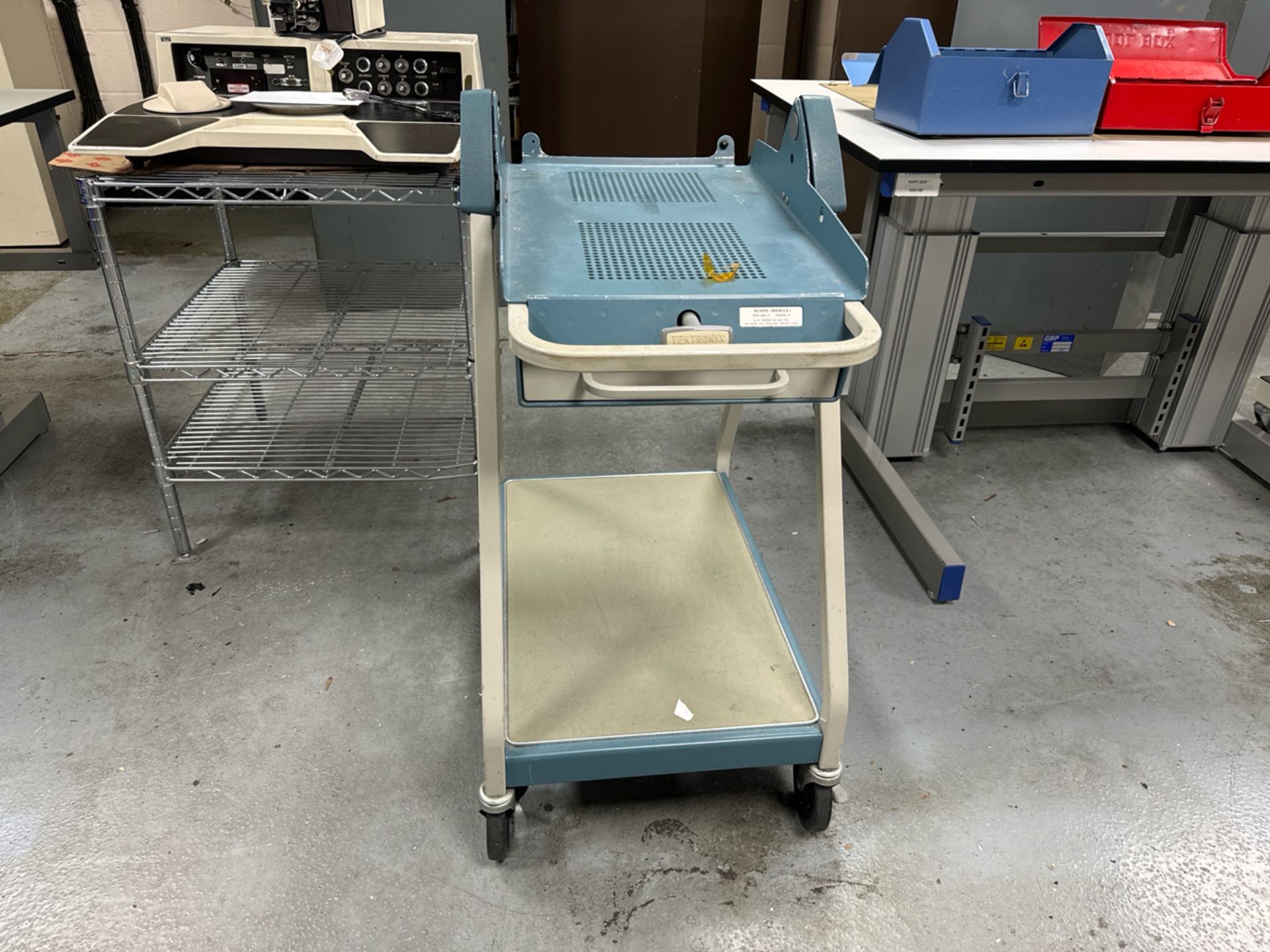 Tektronix Scope Mobile Trolley