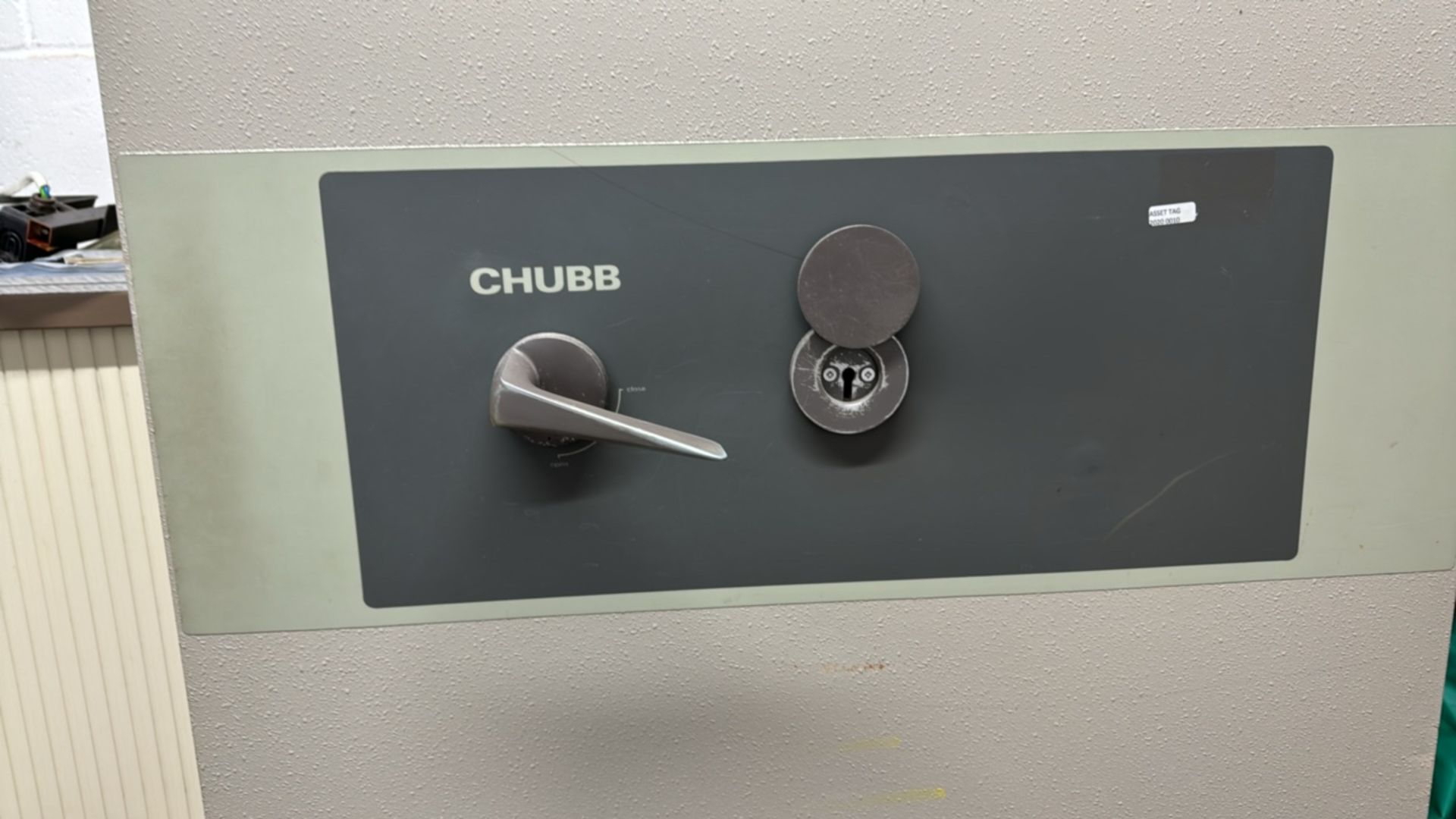 Tall Chubb Key Safe - Image 3 of 4