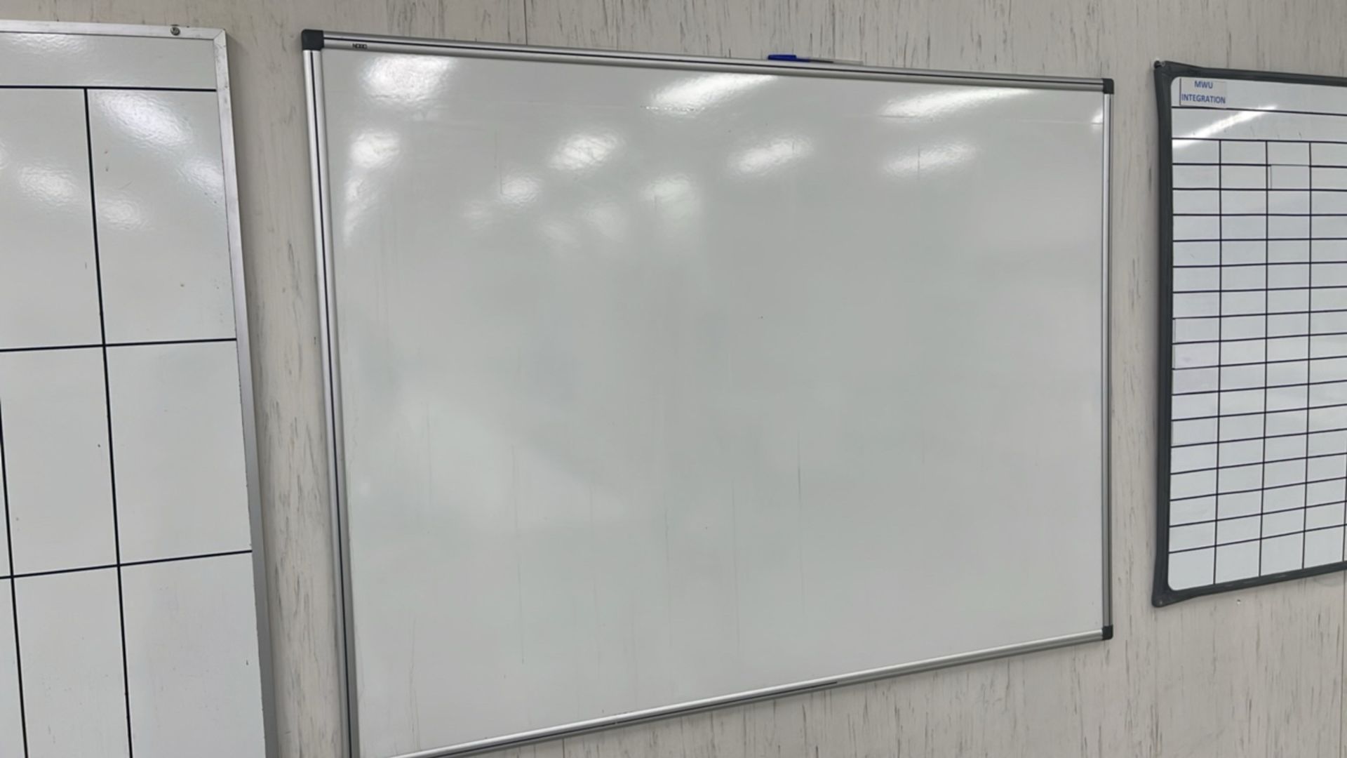 Wall Mounted White Boards x10 - Image 5 of 11
