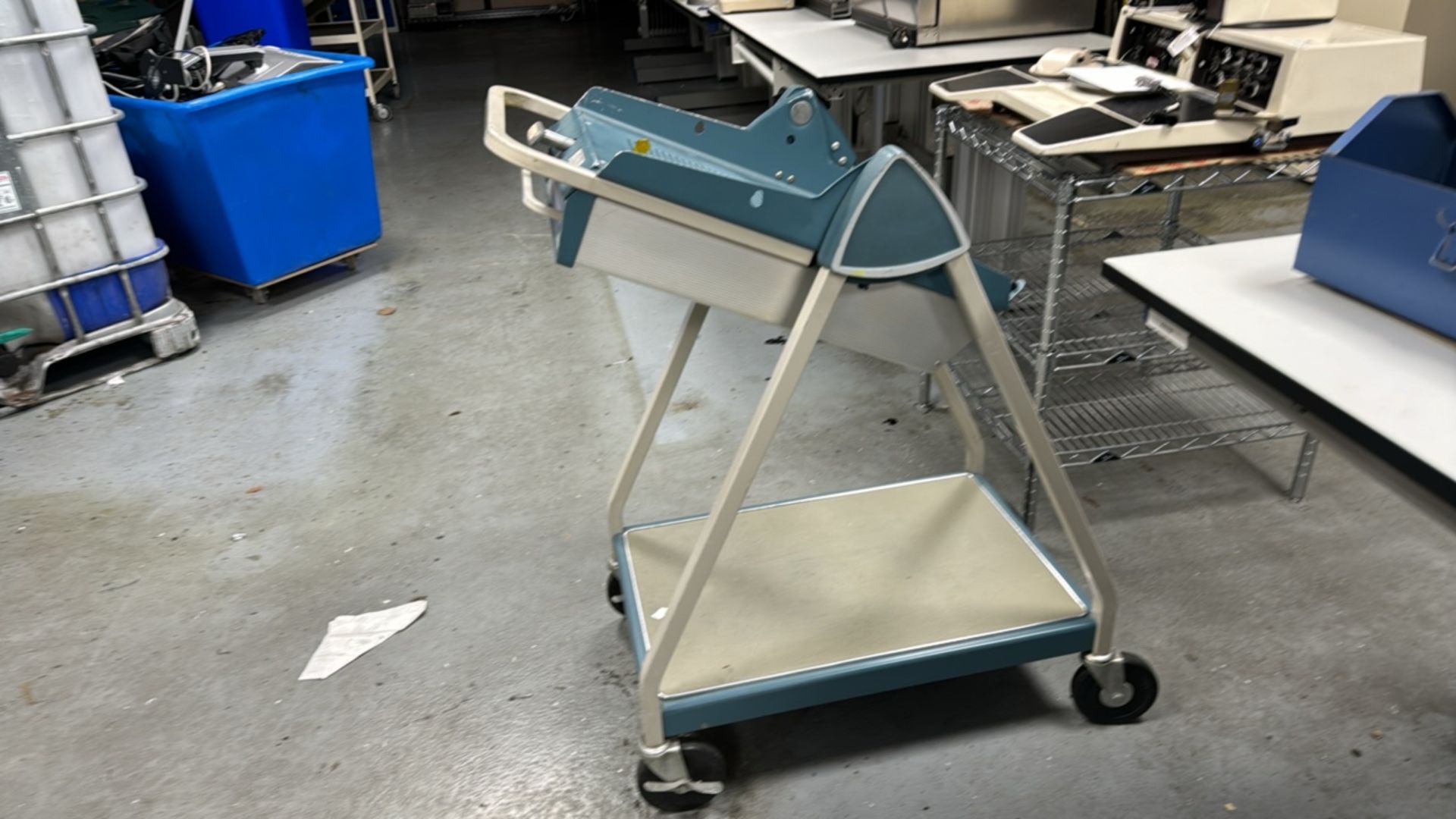 Tektronix Scope Mobile Trolley - Bild 5 aus 5