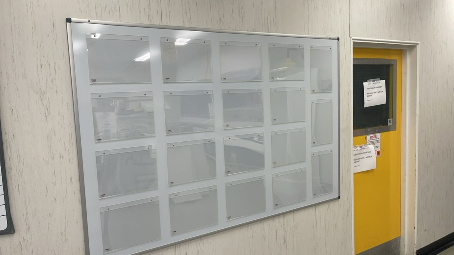 Wall Mounted White Boards x10 - Image 7 of 11