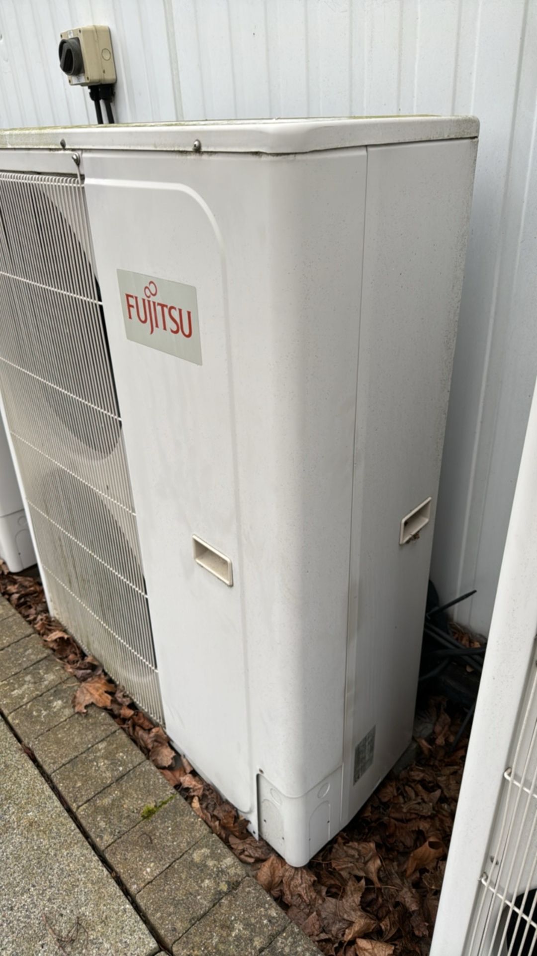 Fujitsu Air Conditoner - Image 2 of 3