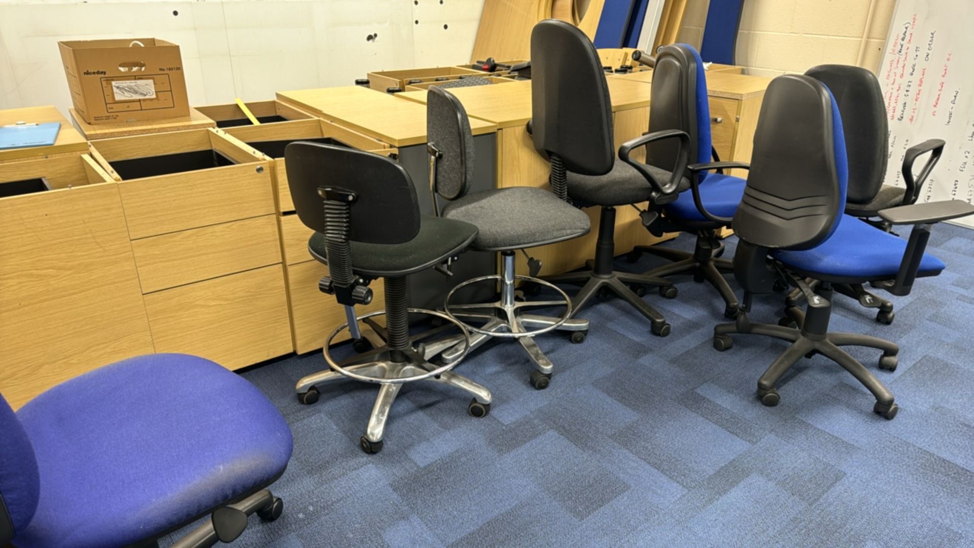 Job Lot Of Office Furniture - Image 10 of 10