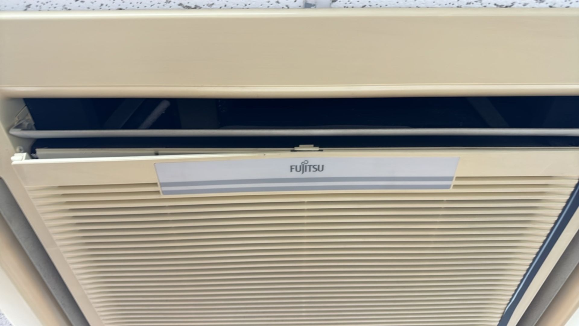 Fujitsu Air Conditioning Ceiling Cassette - Bild 4 aus 5
