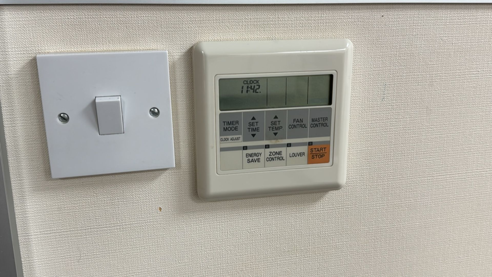 Fujitsu Air Conditioning Ceiling Cassette - Bild 5 aus 5