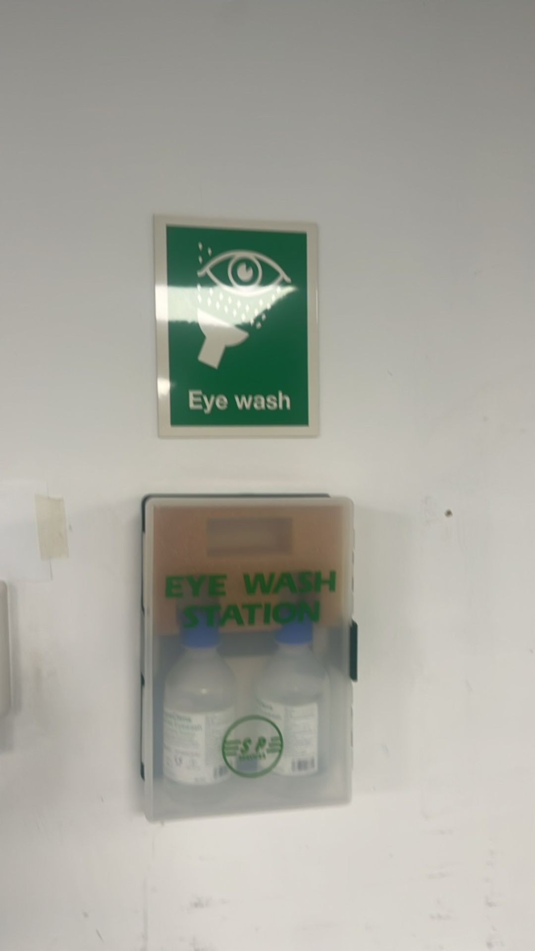 First Aid / Eye Wash Station - Image 5 of 5