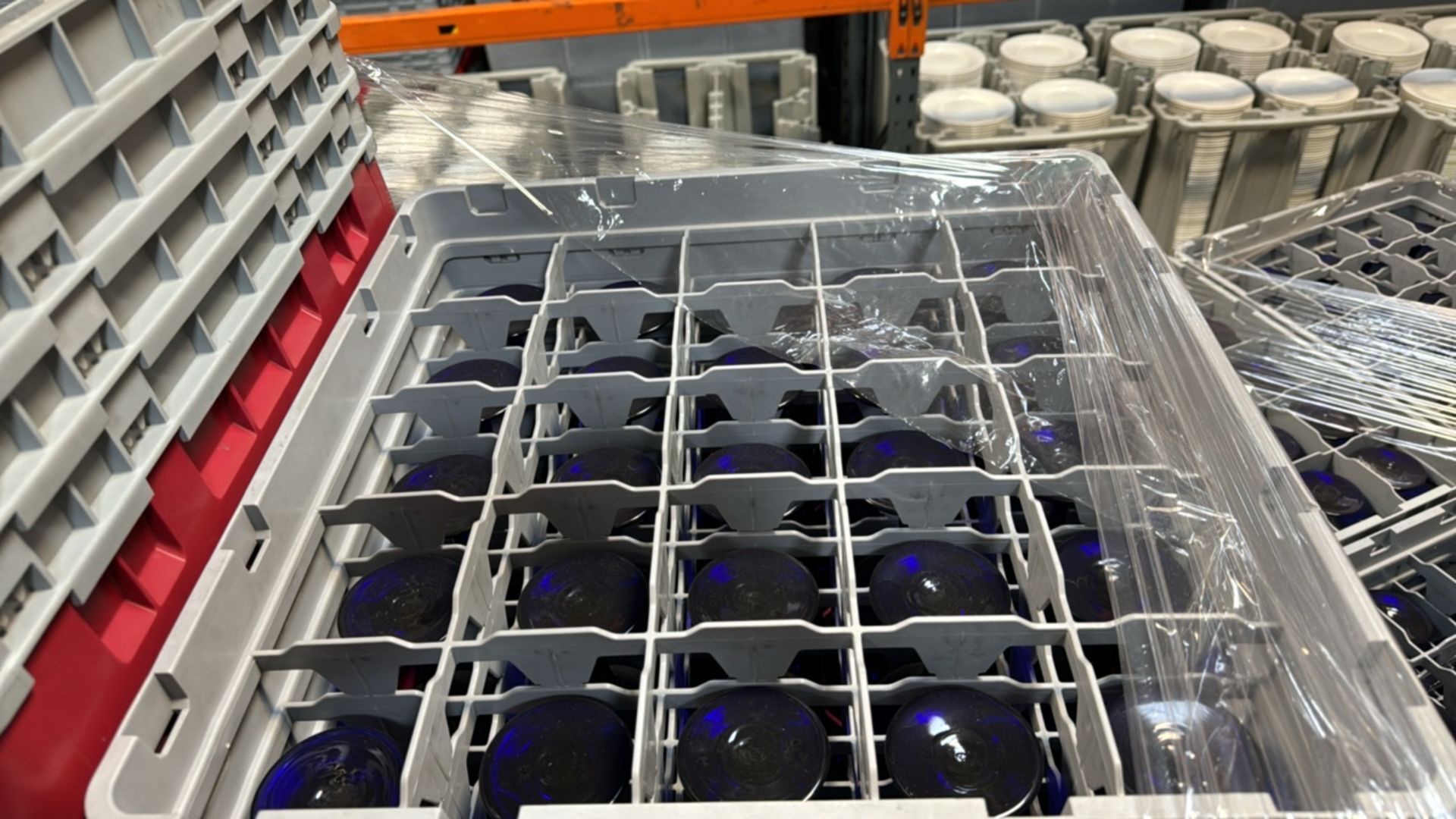 Pallet of Blue 75cl Wine Glasses - Image 4 of 4