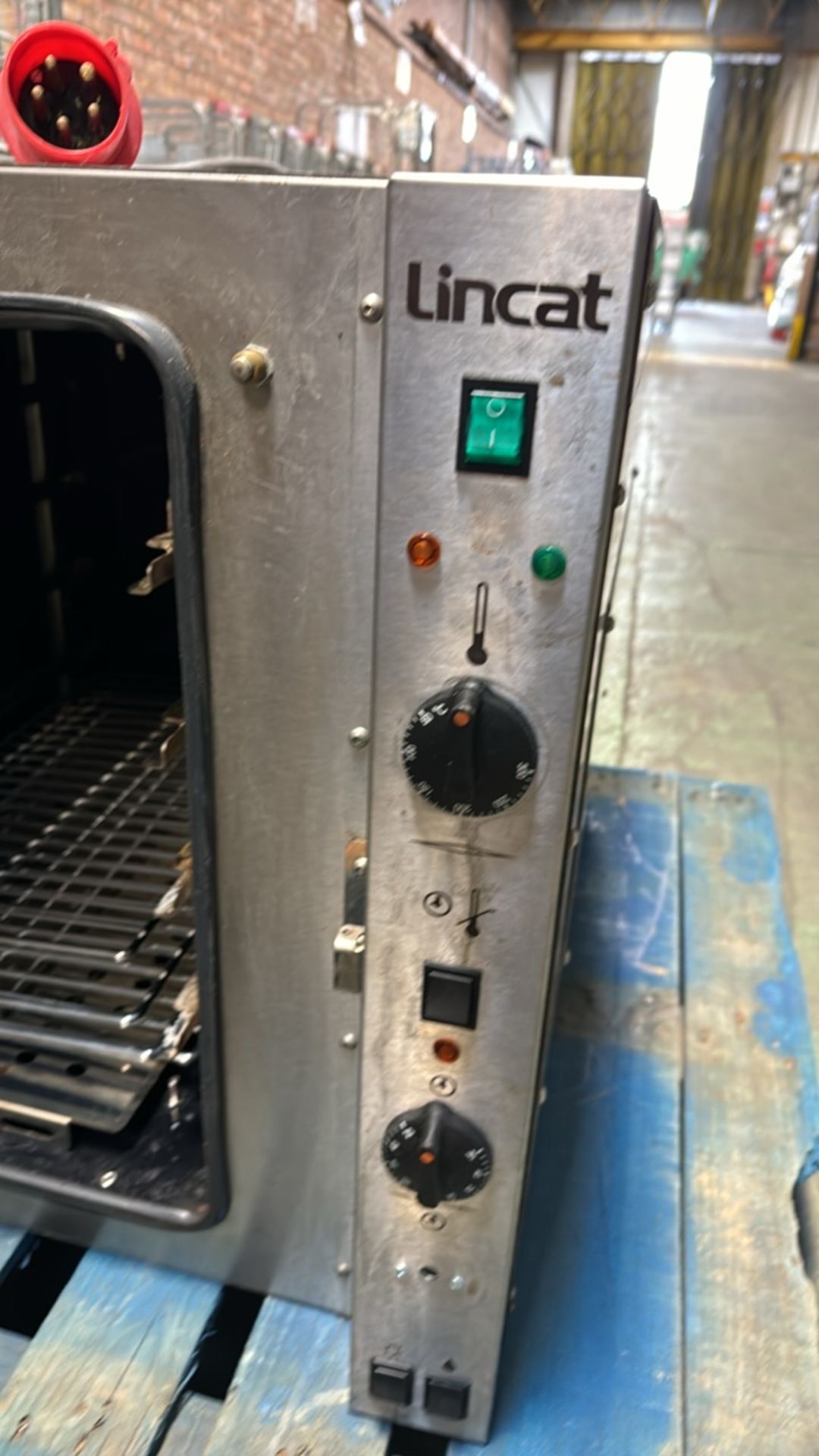 LINCAT Commercial Catering Oven - Image 4 of 8