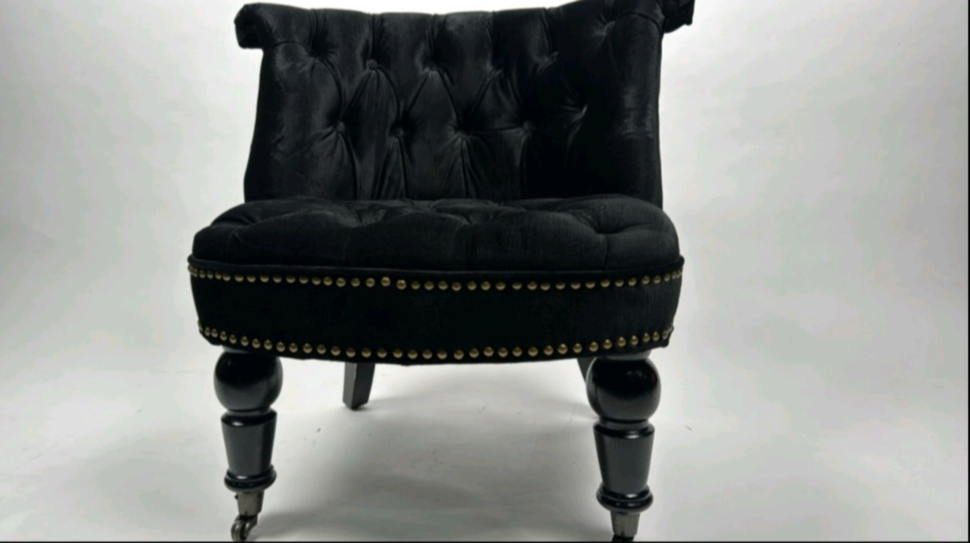 Black Button Back Chair - Bild 2 aus 2