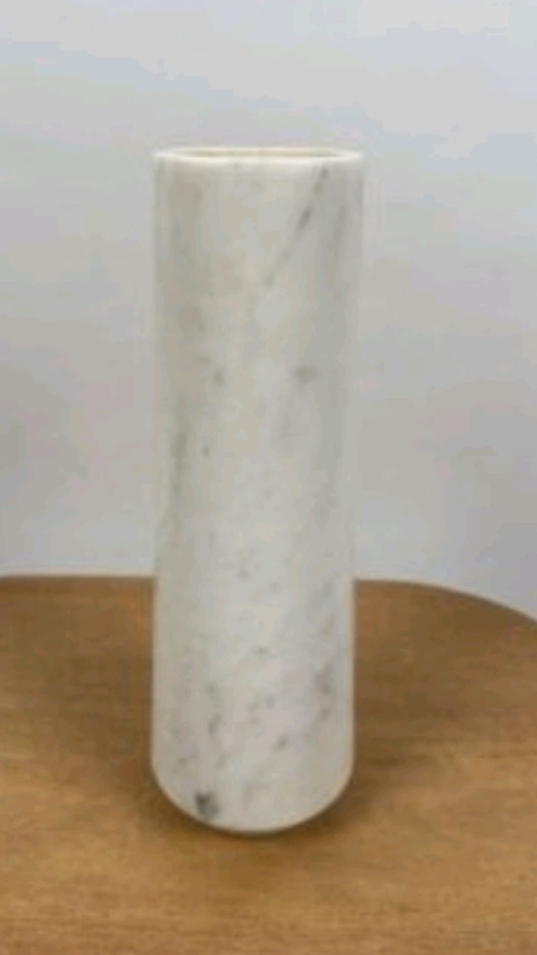 Amara white Marble Vase - Image 3 of 3
