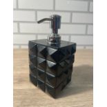 Stud Soap Dispenser x4