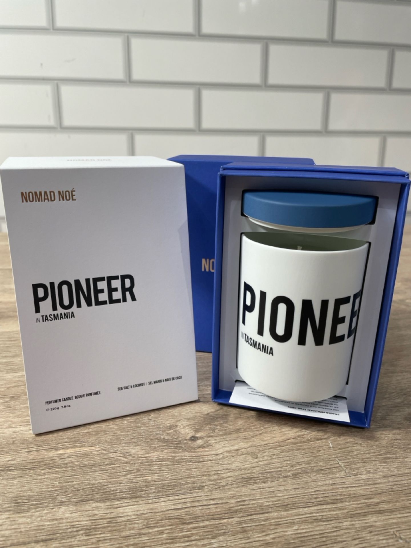 Pioneer Scented Candle from Nomad Noe - Bild 2 aus 4