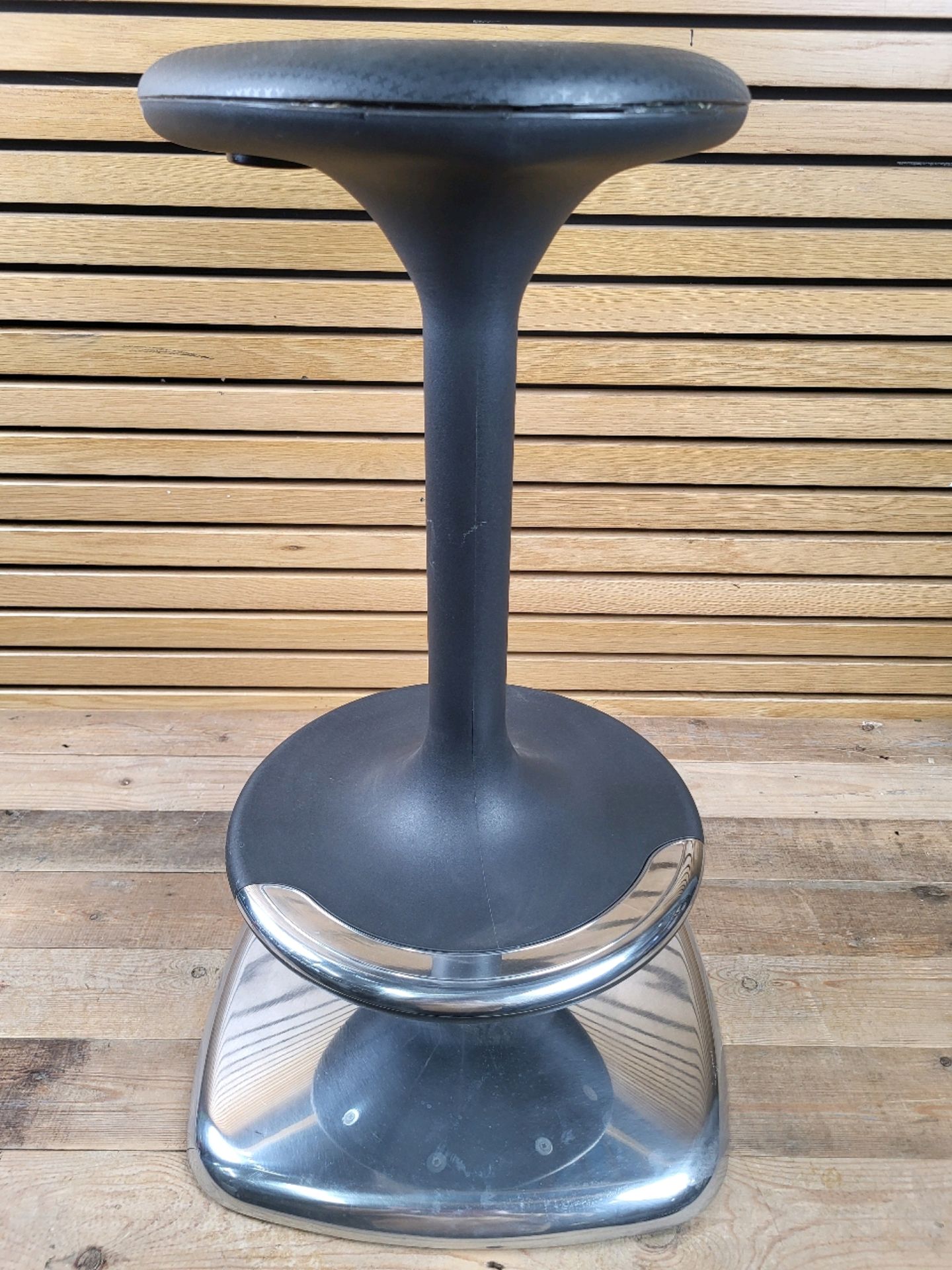 Casamania & Horn Kant Bar Stool