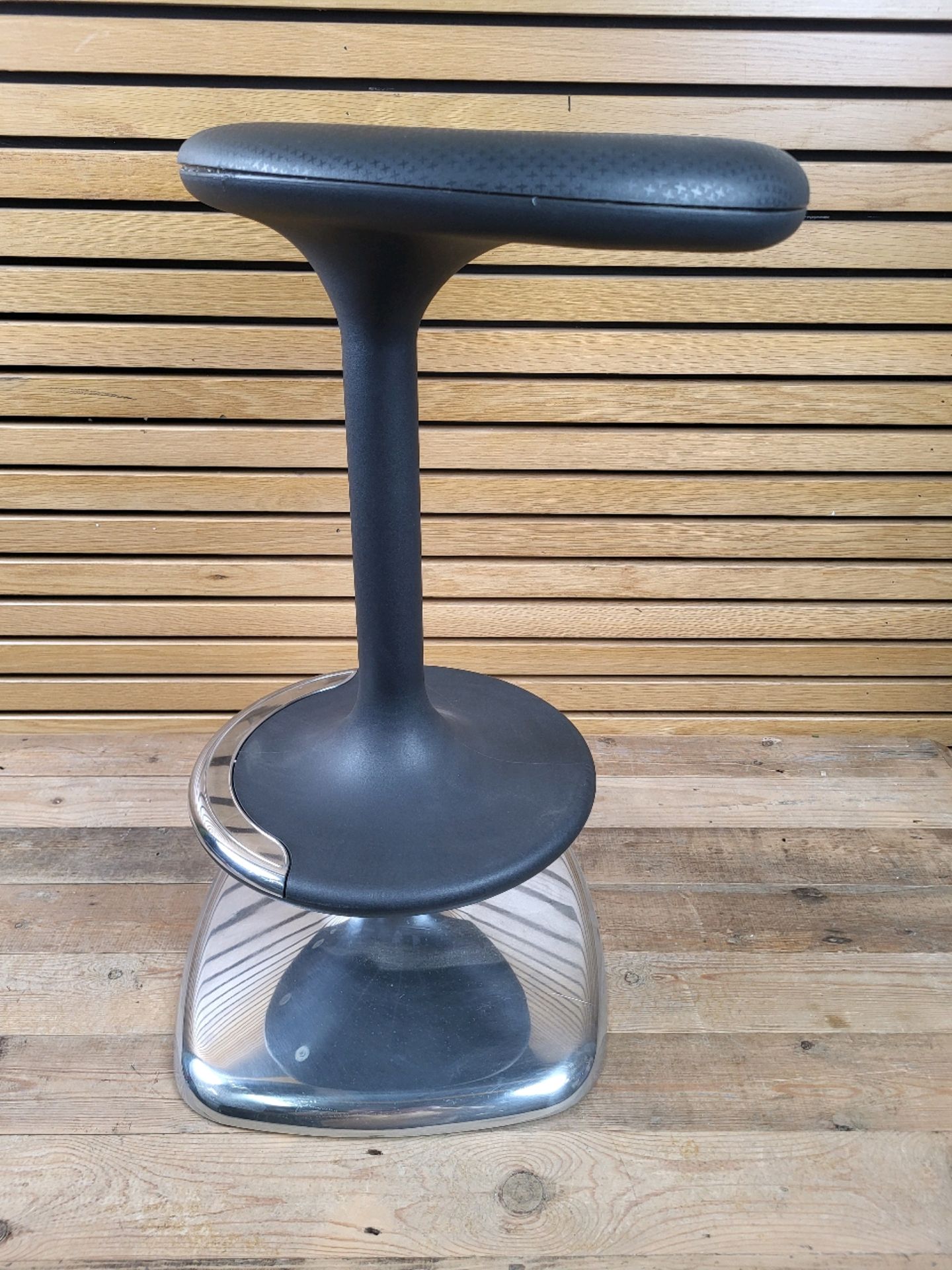 Casamania & Horn Kant Bar Stool - Image 2 of 3