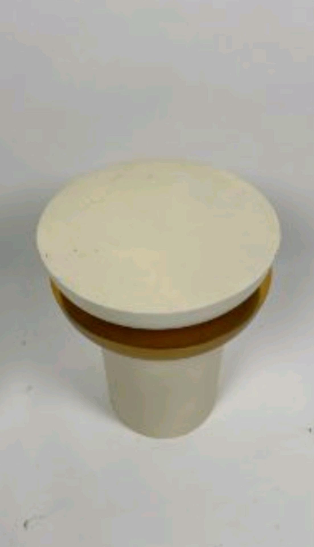 Amara Cream and Gold Side Table - Image 4 of 4