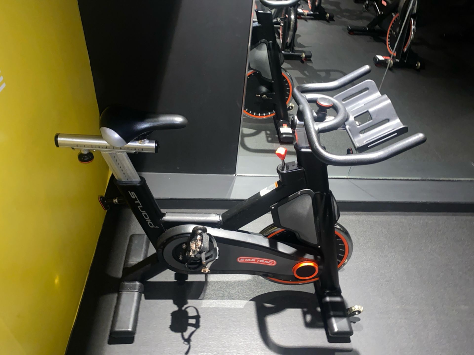 Studio 5 Star Trac Spin Bike - Image 6 of 11