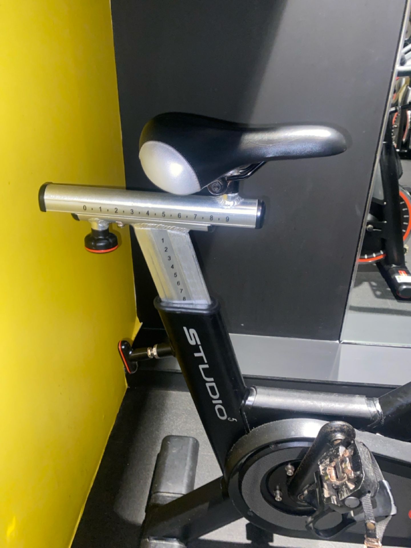 Studio 5 Star Trac Spin Bike - Image 5 of 13