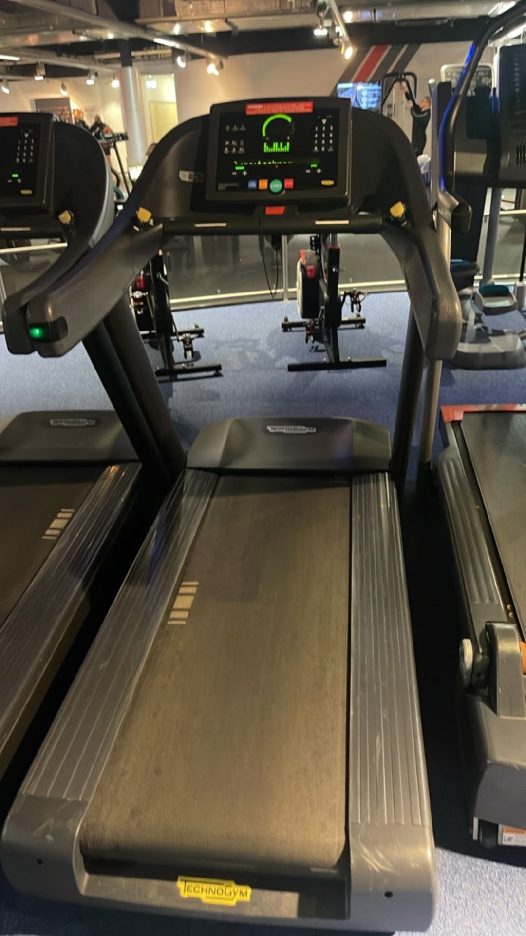 Technogym Treadmill 1000 - Image 3 of 9