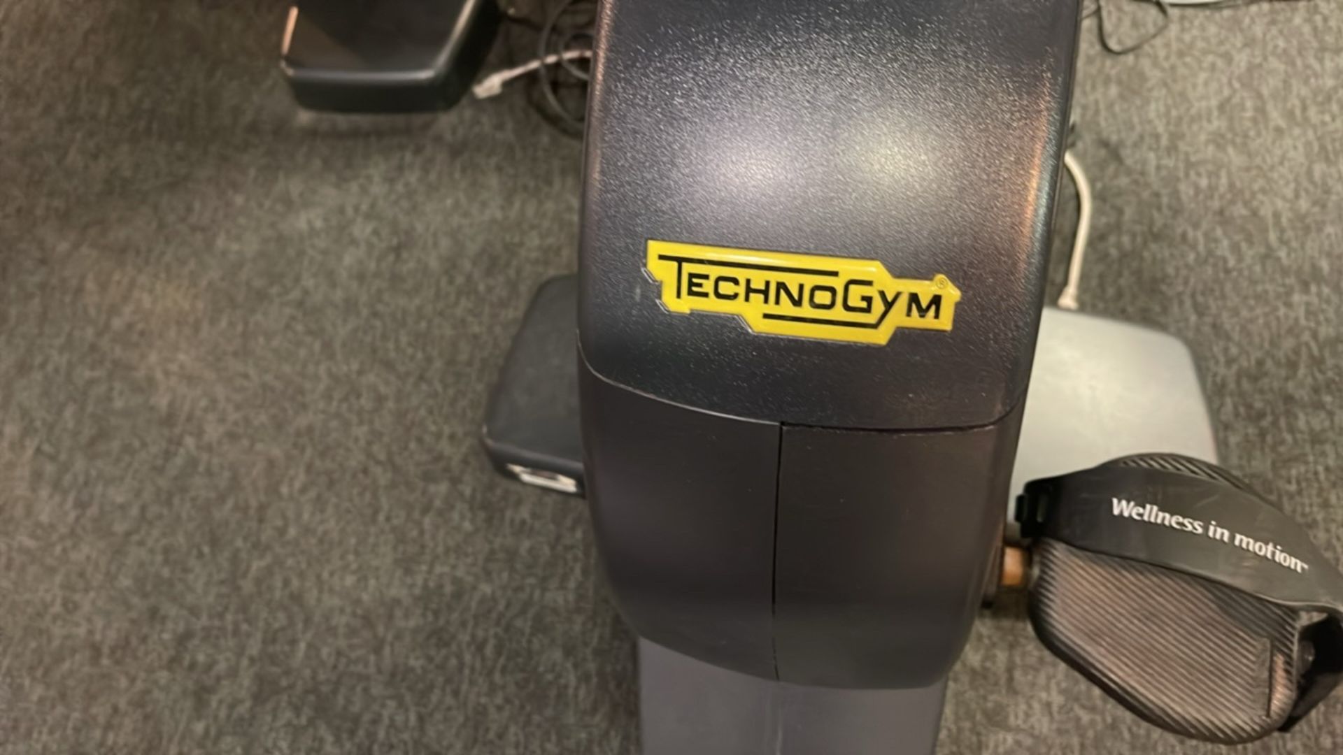 Technogym Recumbant Bike - Image 4 of 8