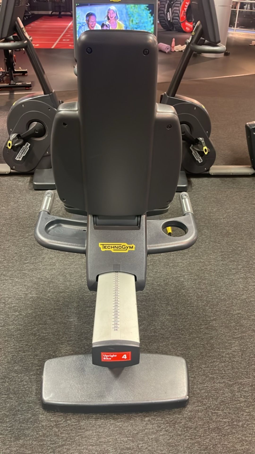 Technogym Recumbant Bike - Image 6 of 8