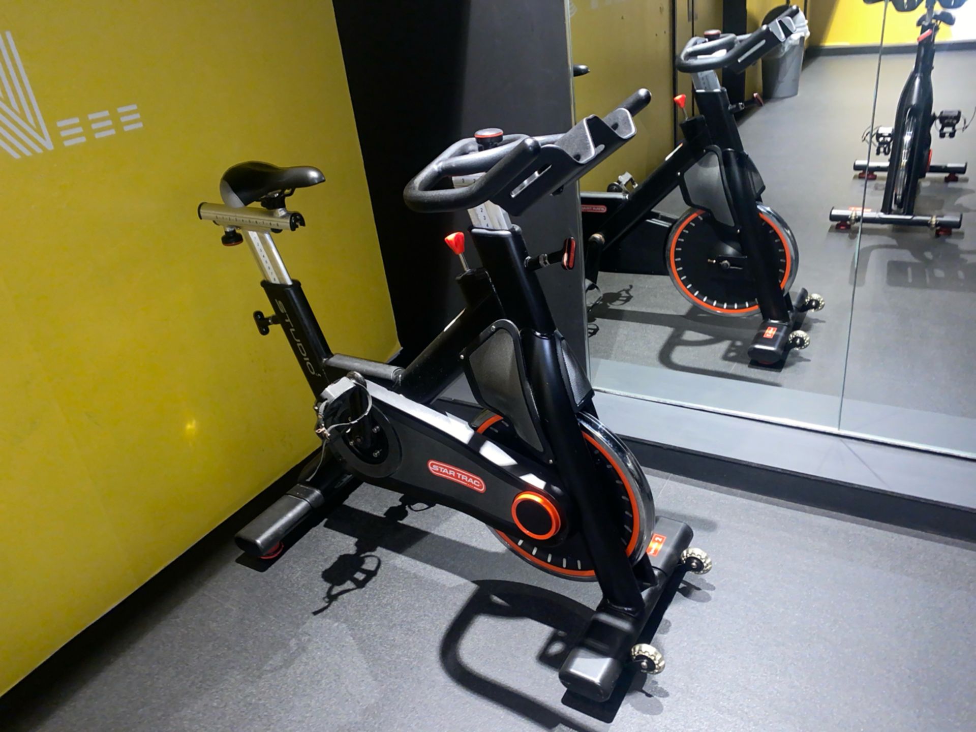 Studio 5 Star Trac Spin Bike