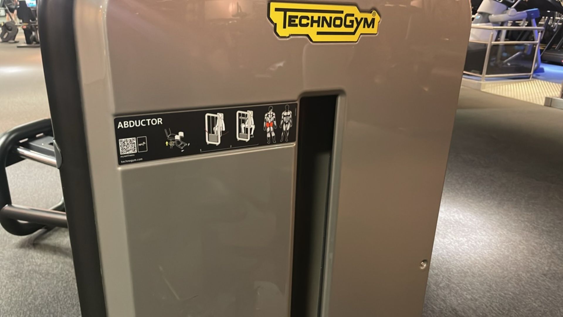 Technogym Abductor - Image 2 of 9