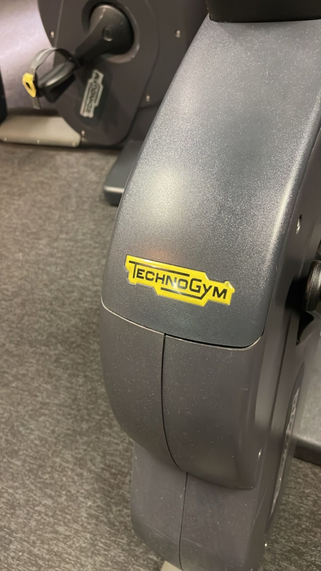 Technogym Recumbant Bike - Image 4 of 8