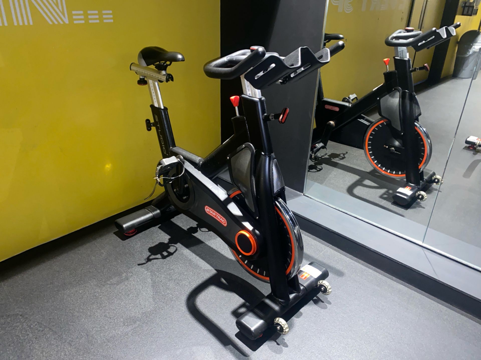 Studio 5 Star Trac Spin Bike - Image 7 of 11