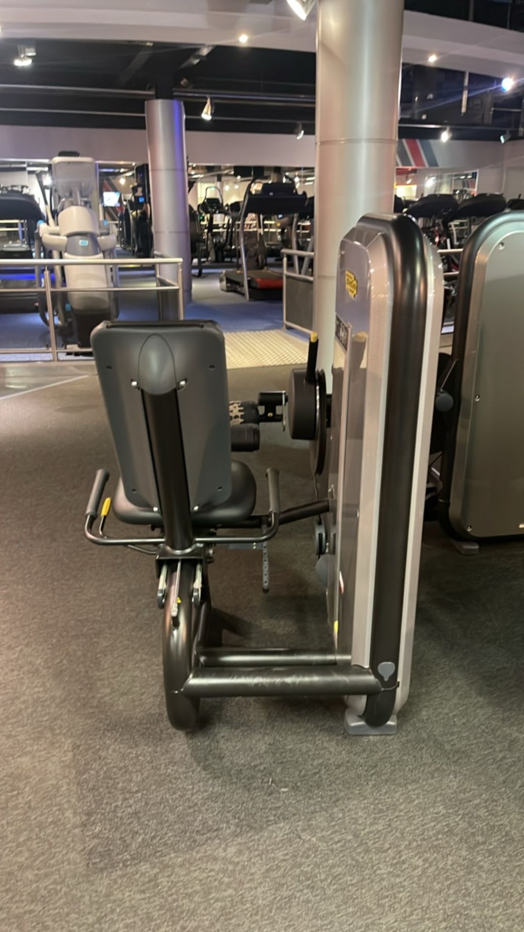 Technogym Leg Extension - Image 8 of 8