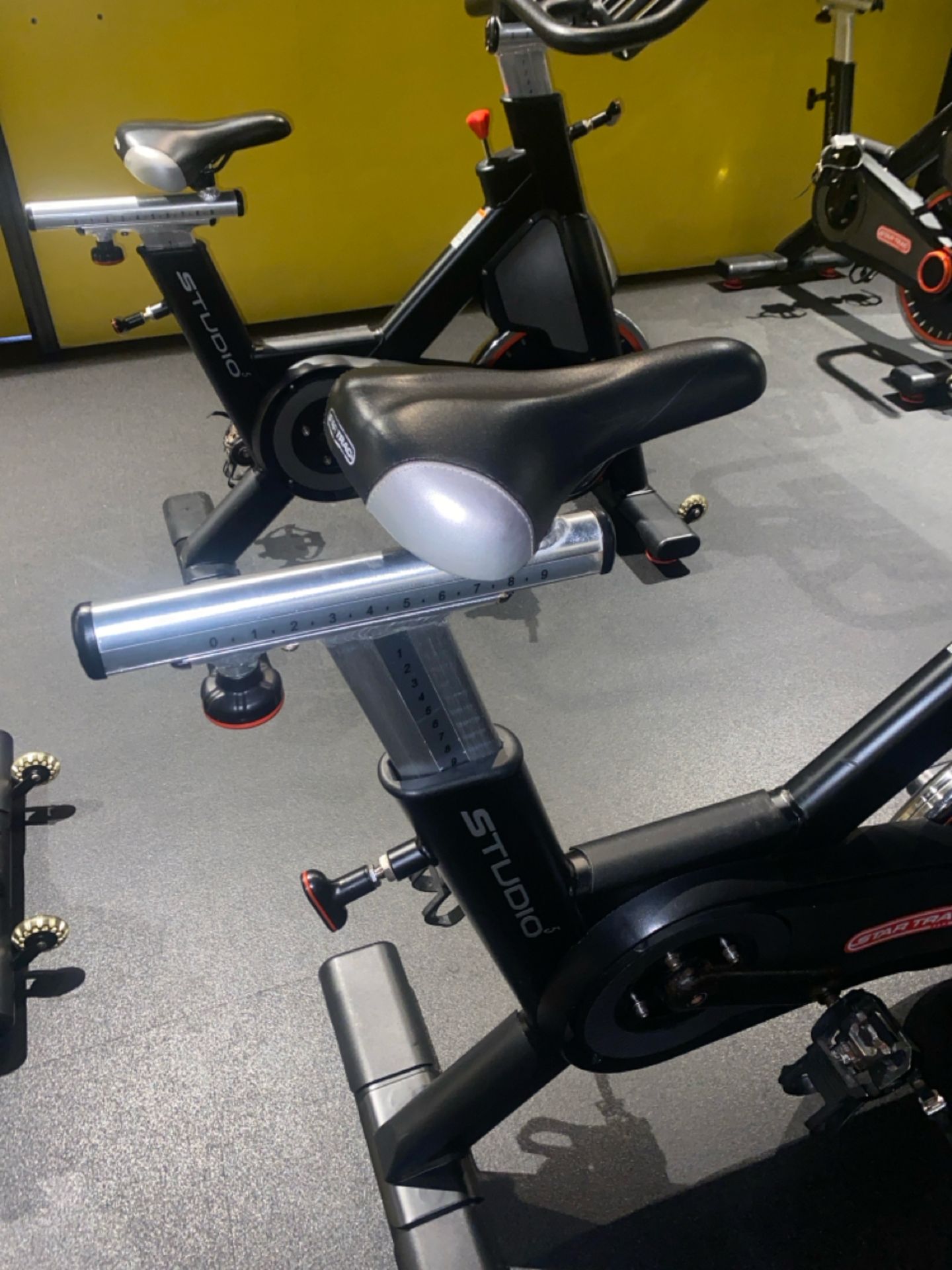 Studio 5 Star Trac Spin Bike - Image 4 of 7