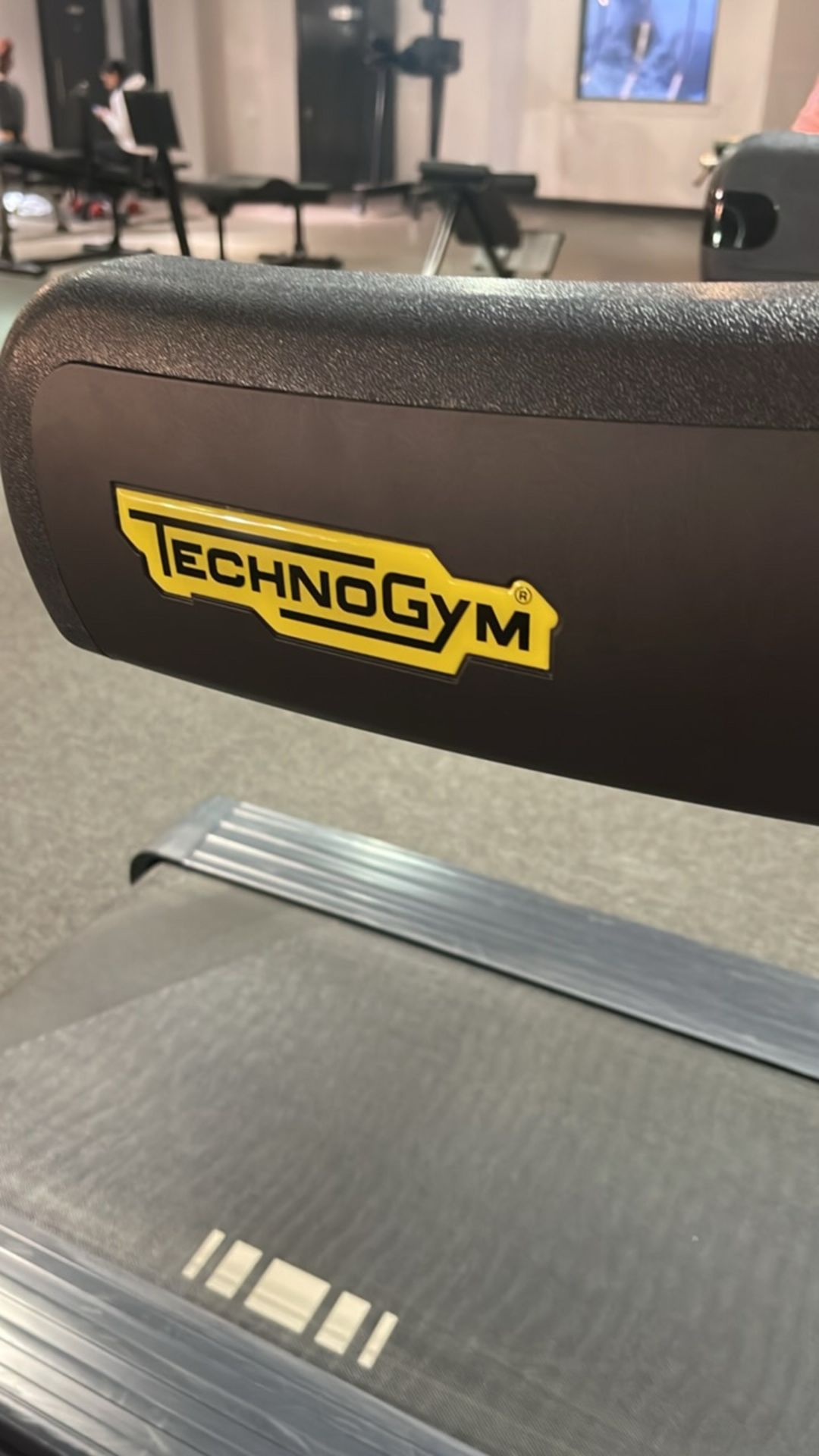 Technogym Treadmill 1000 - Image 5 of 8