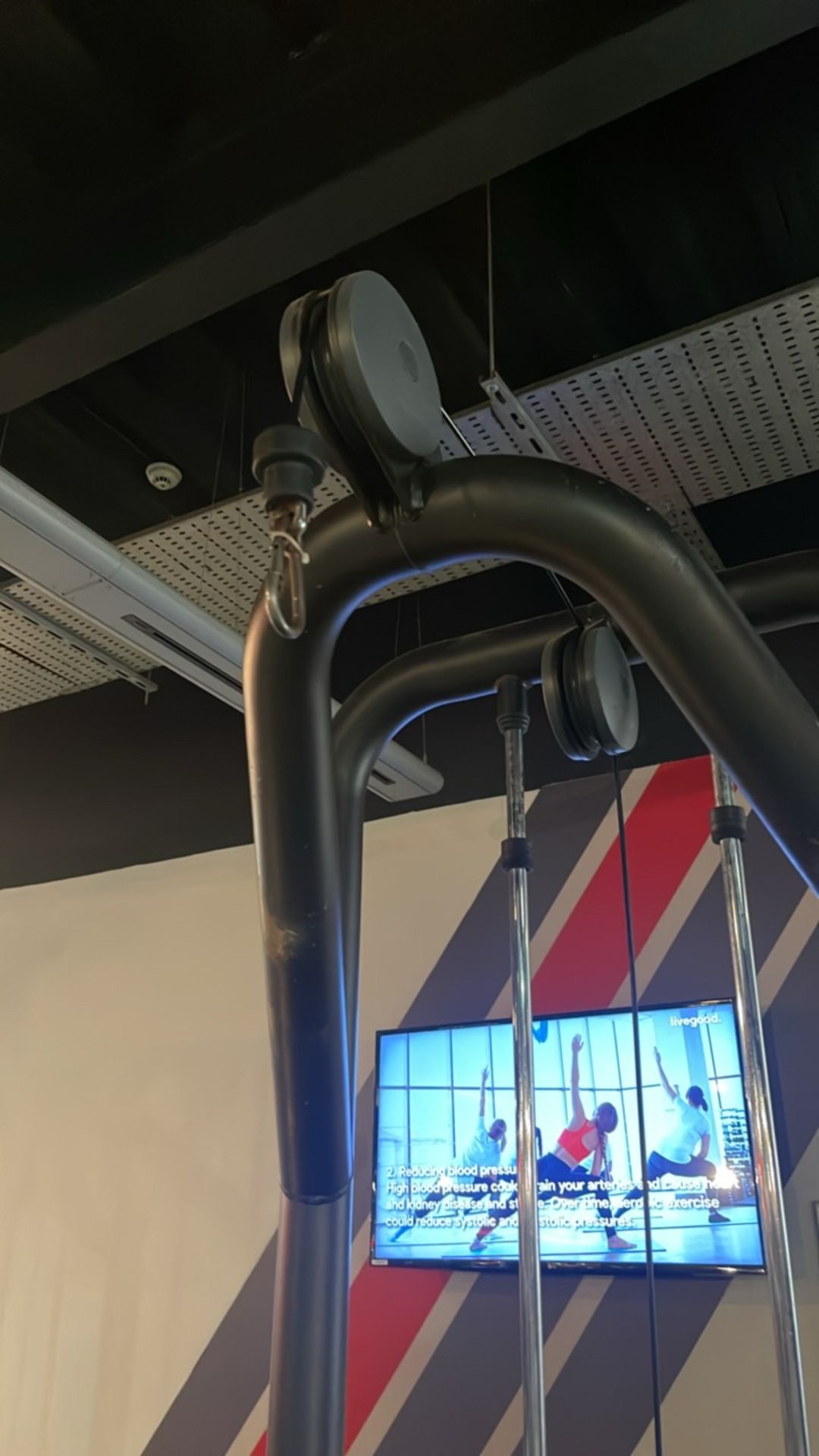 Technogym Lateral Pulldown - Image 5 of 8