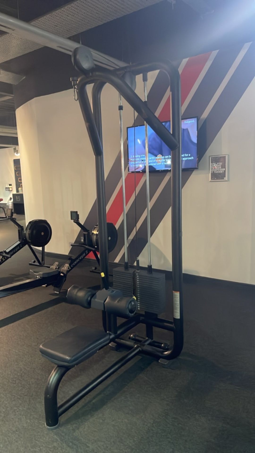 Technogym Lateral Pulldown - Image 7 of 8