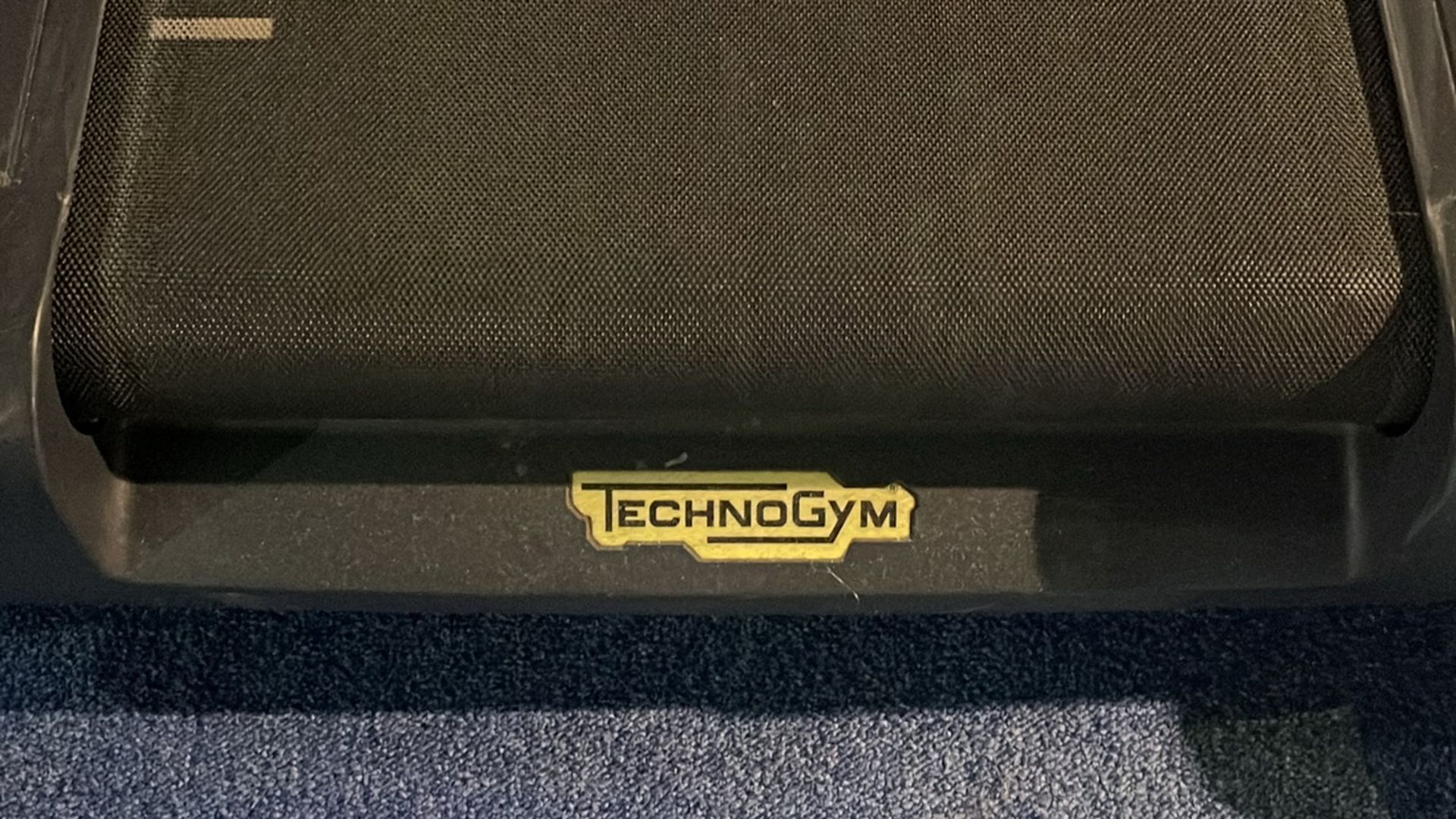 Technogym Treadmill 1000 - Image 3 of 8
