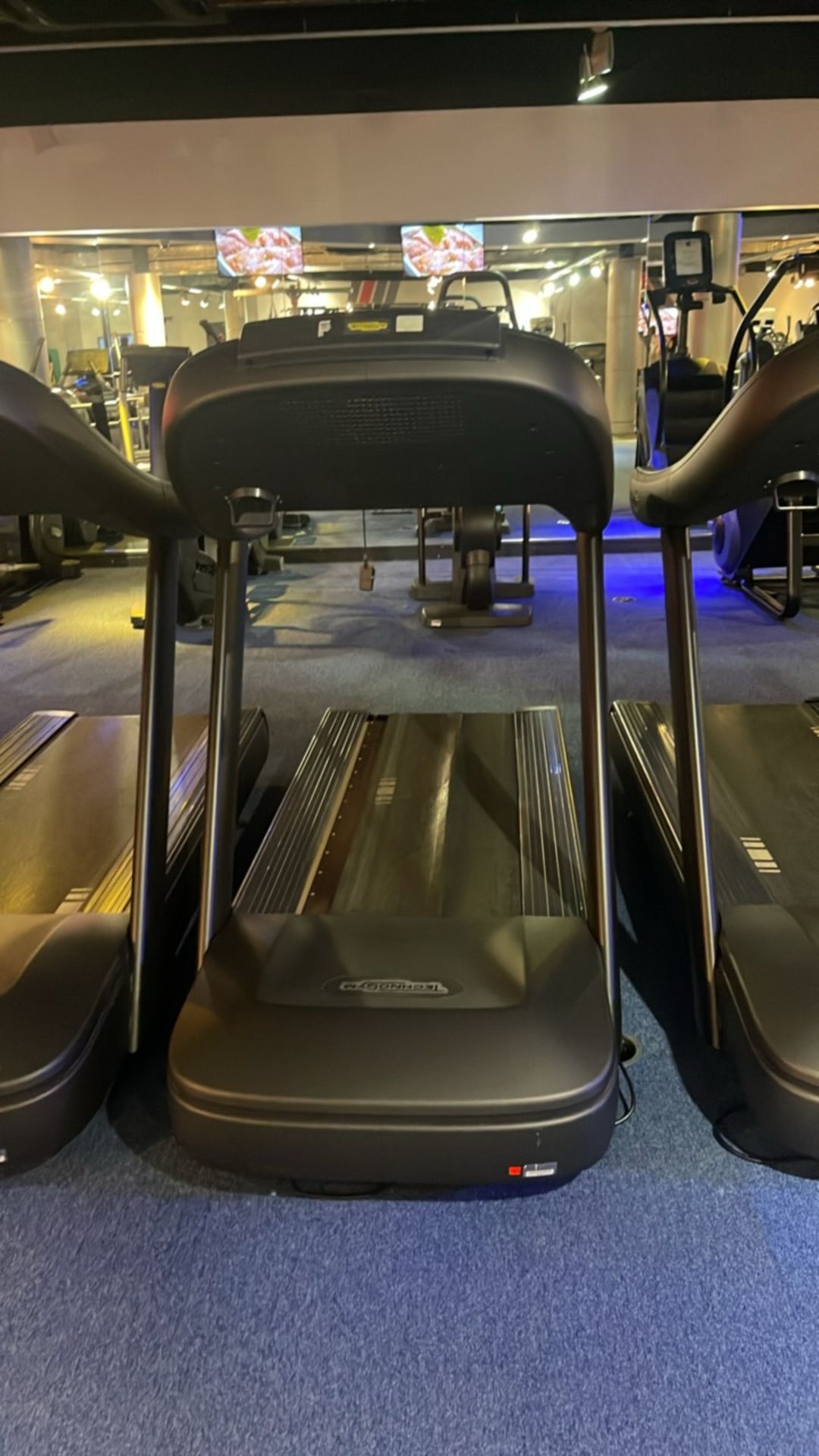 Technogym Treadmill 1000 - Image 6 of 7