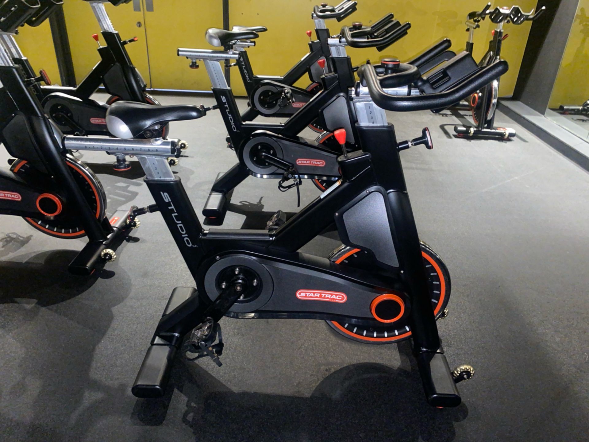 Studio 5 Star Trac Spin Bike - Image 7 of 12