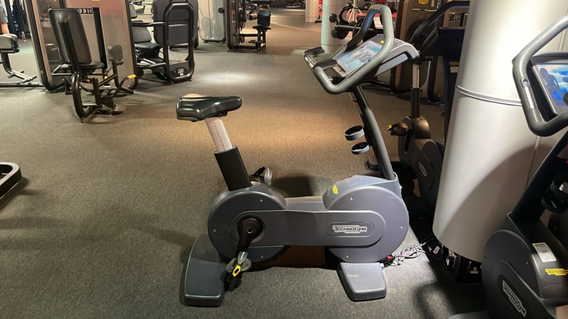 Technogym Upright Bike - Image 8 of 8