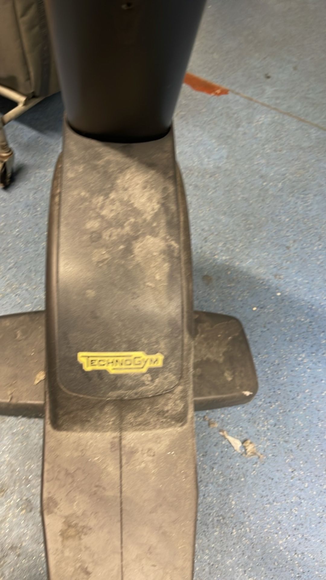 Technogym Upright Bike For Spares & Repairs - Image 7 of 8
