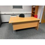 Office Desk and Chair x4