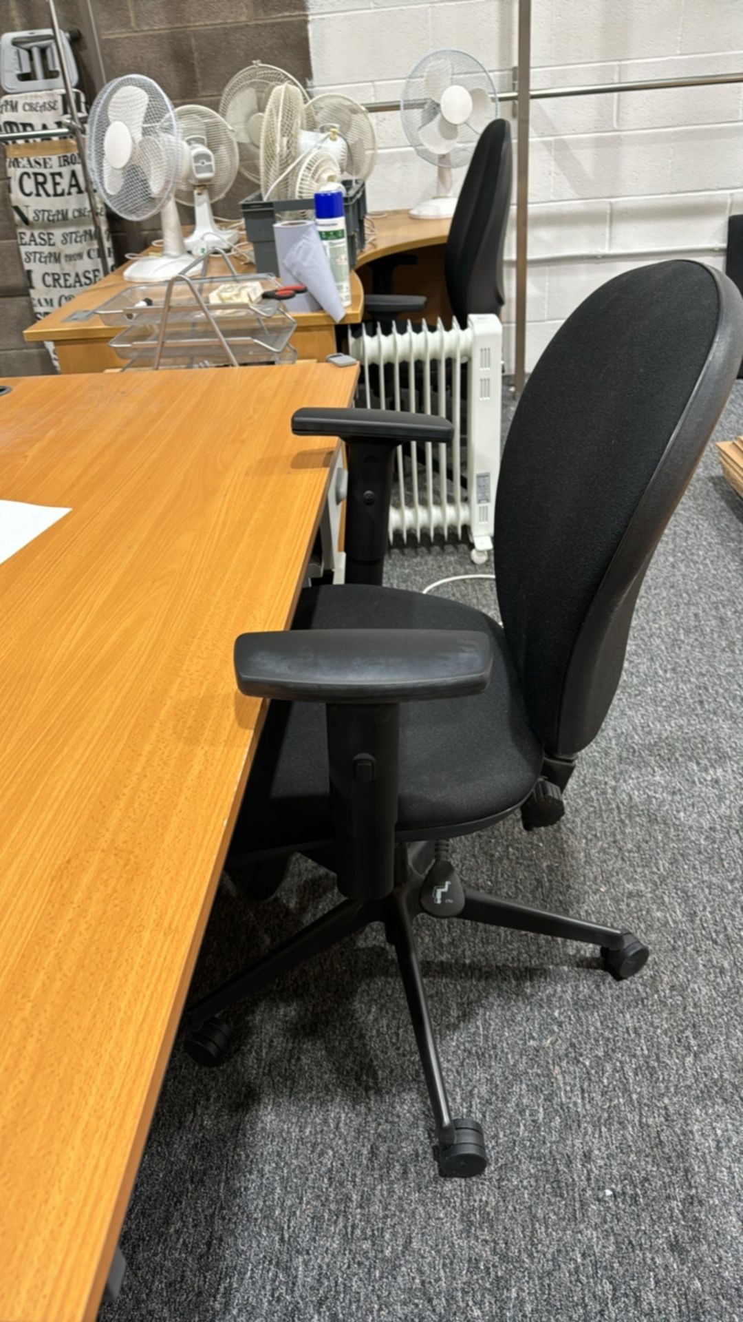Desks and Chairs x2 - Bild 6 aus 6