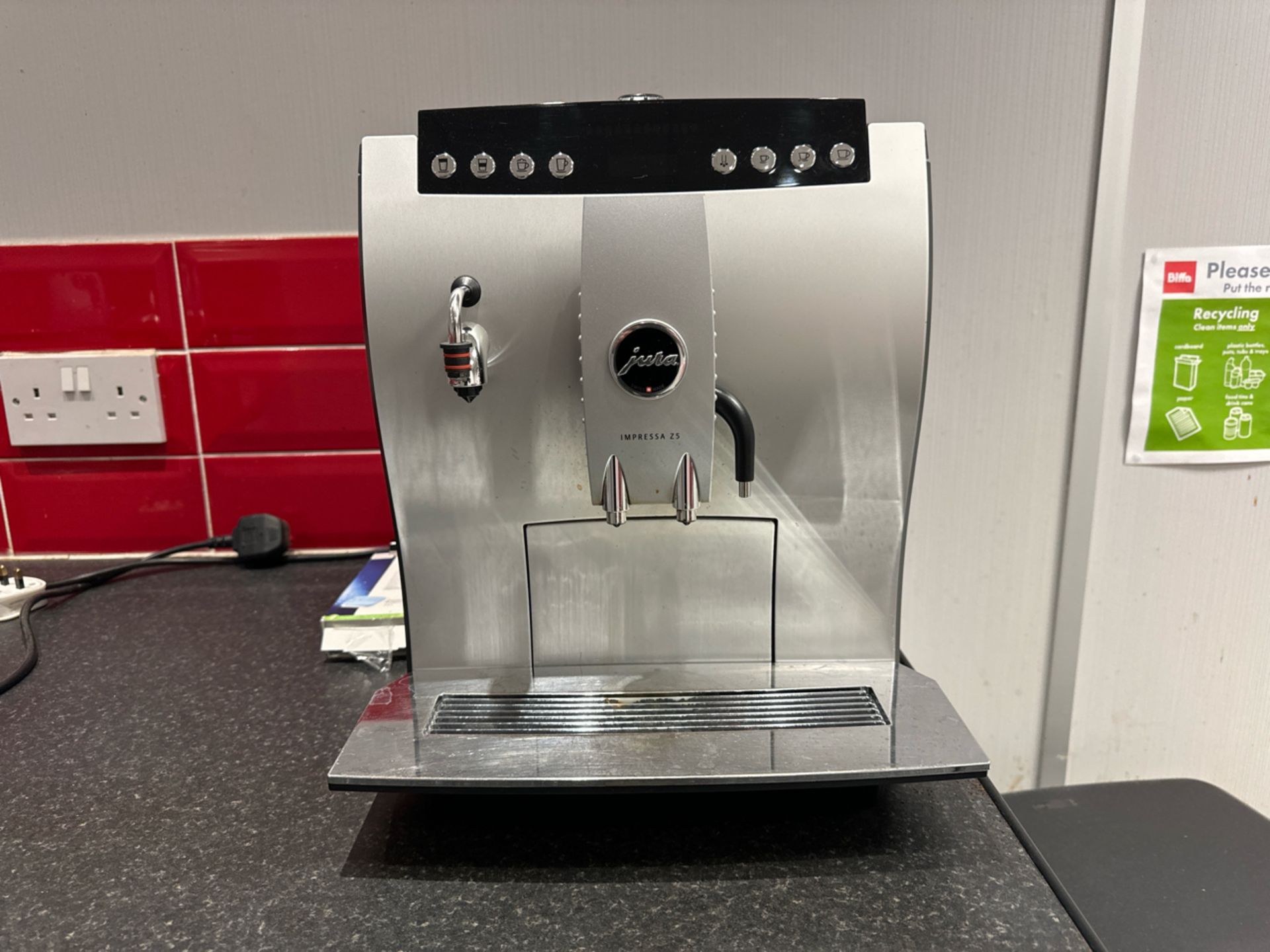 Jura Impressa Z5 Coffee Machine