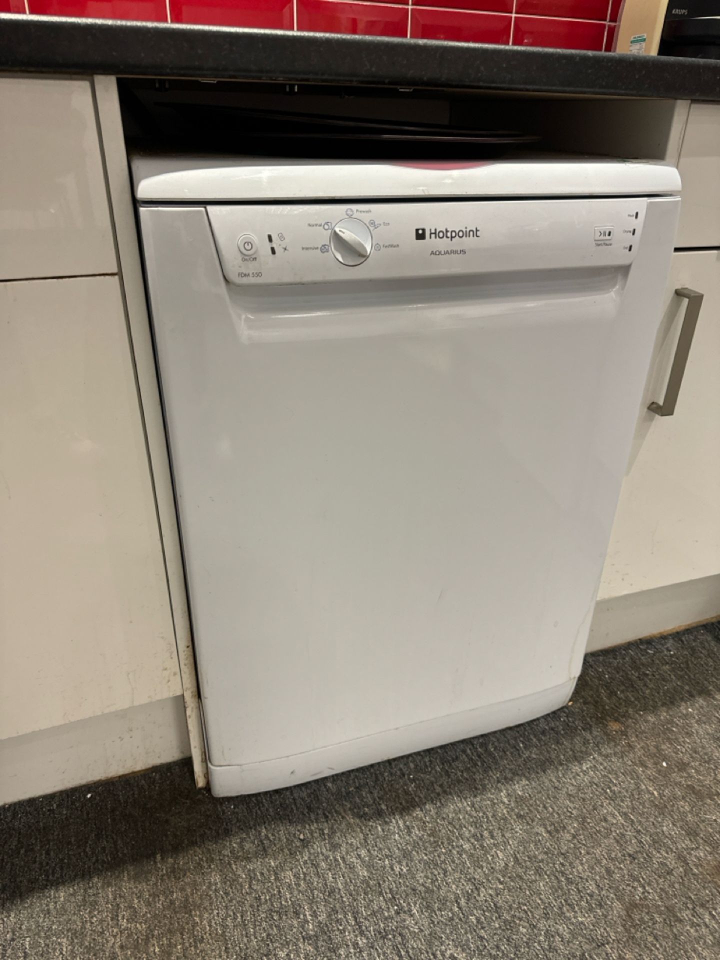 Hotpoint Dishwasher - Image 2 of 3