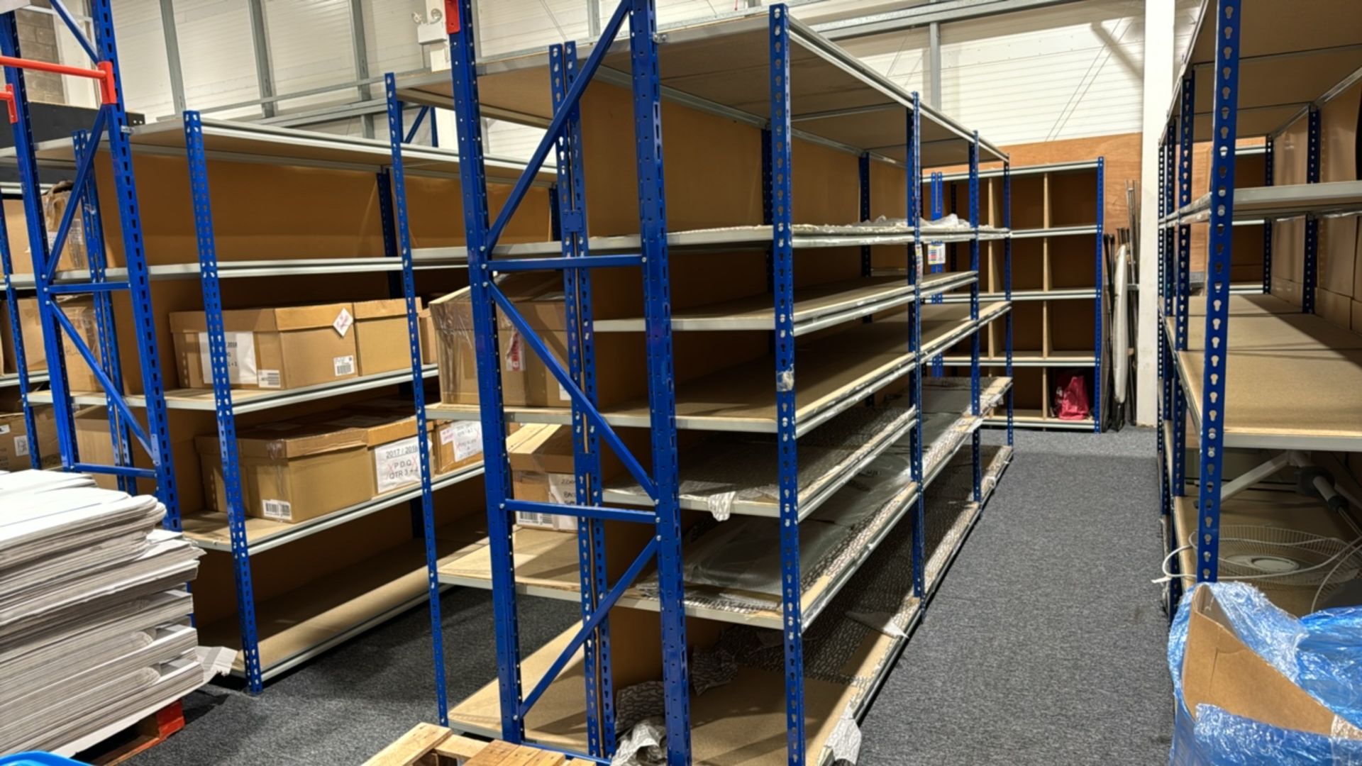 6 bays Of Back To Back Boltless Racking
