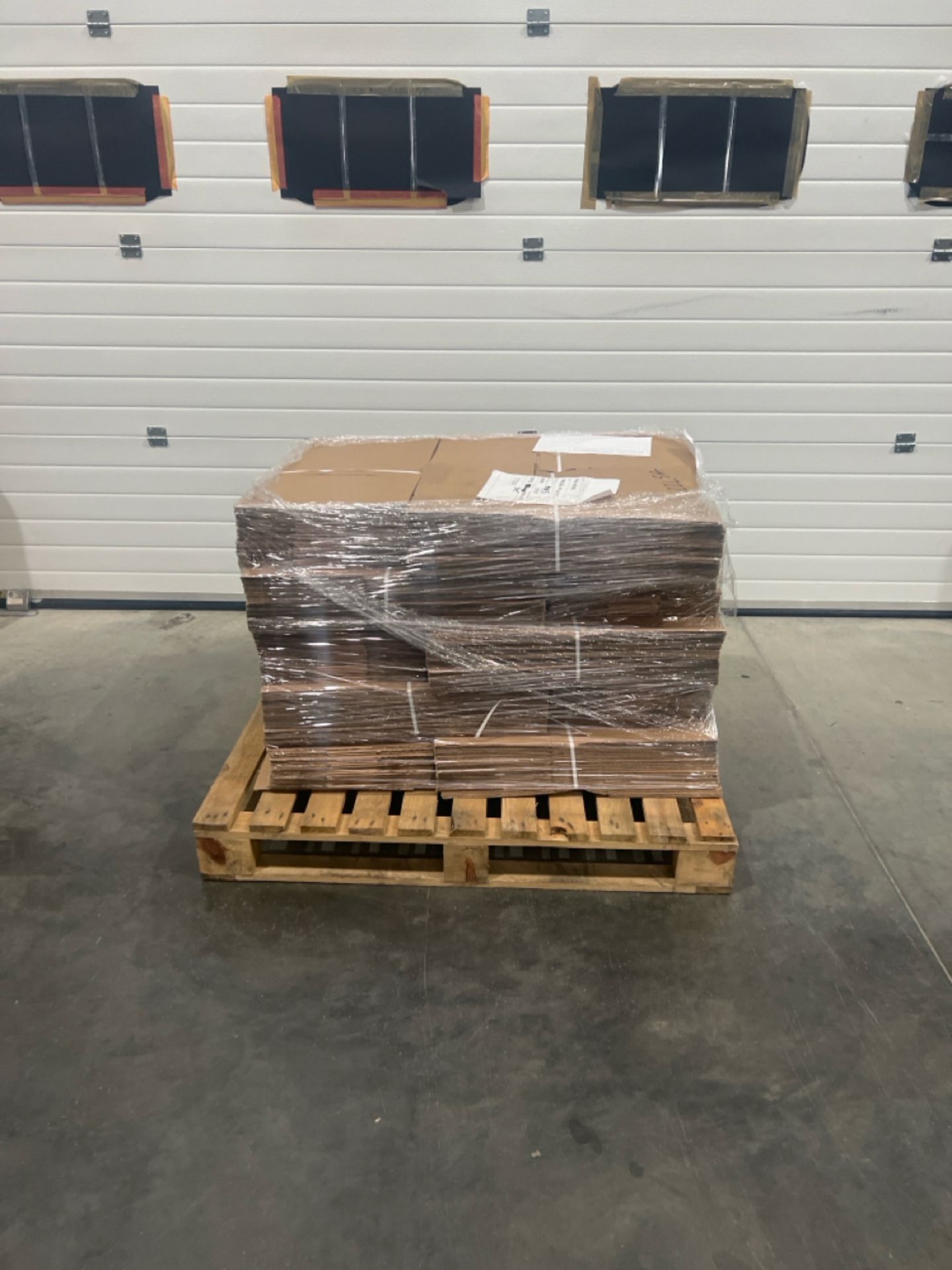 Cardboard Flat Pack boxes x 375 - 38.5cm x 27cm x 10.5cm - Image 2 of 3